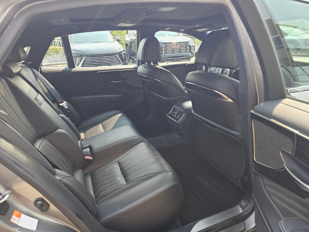 Used 2021 Lexus LS 500 AWD w/ Interior Upgrade Package image 14