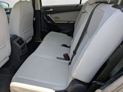 Used 2019 Volkswagen Tiguan S FWD image 23