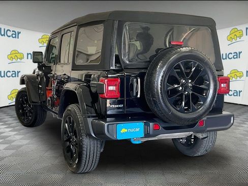 Used 2024 Jeep Wrangler Unlimited Sahara AWD/4WD image 4