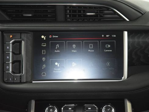 Used 2024 GMC Yukon XL Denali AWD/4WD image 34