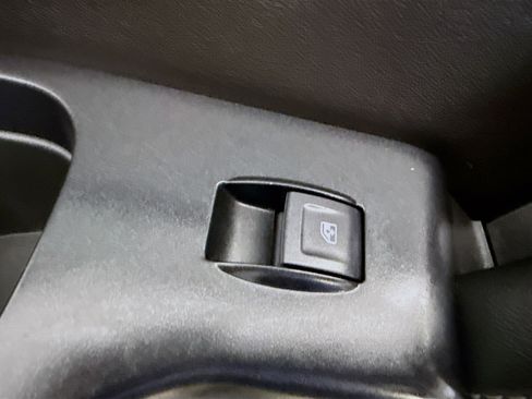 Used 2019 Chevrolet Tahoe LT image 30