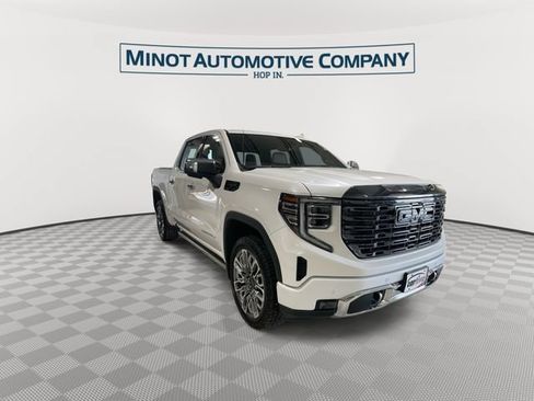 Used 2024 GMC Sierra 1500 Denali Ultimate AWD/4WD image 2