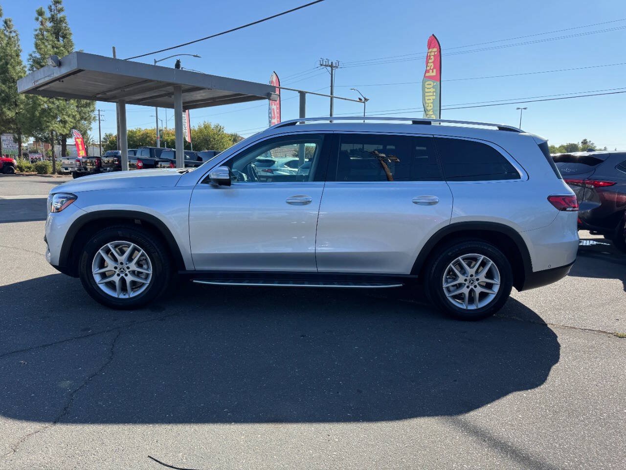 Used 2020 Mercedes-Benz GLS 450 4MATIC image 10