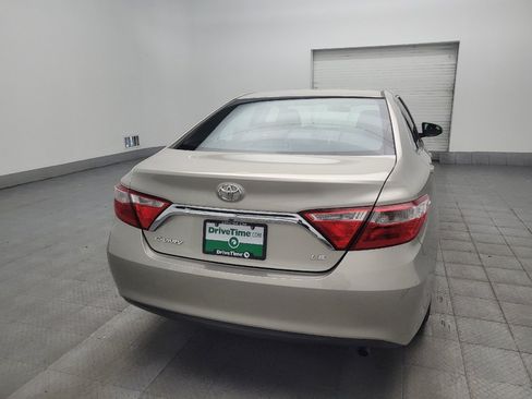 Used 2017 Toyota Camry LE FWD image 7