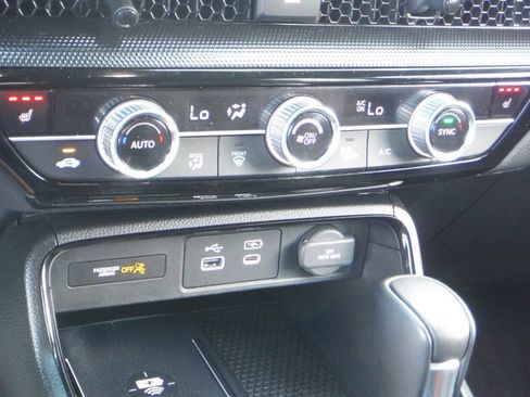 Used 2024 Honda CR-V EX-L image 25