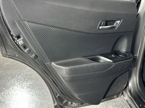 Used 2021 Toyota C-HR LE image 33