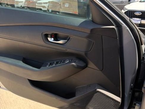 Used 2024 Honda Accord LX image 15