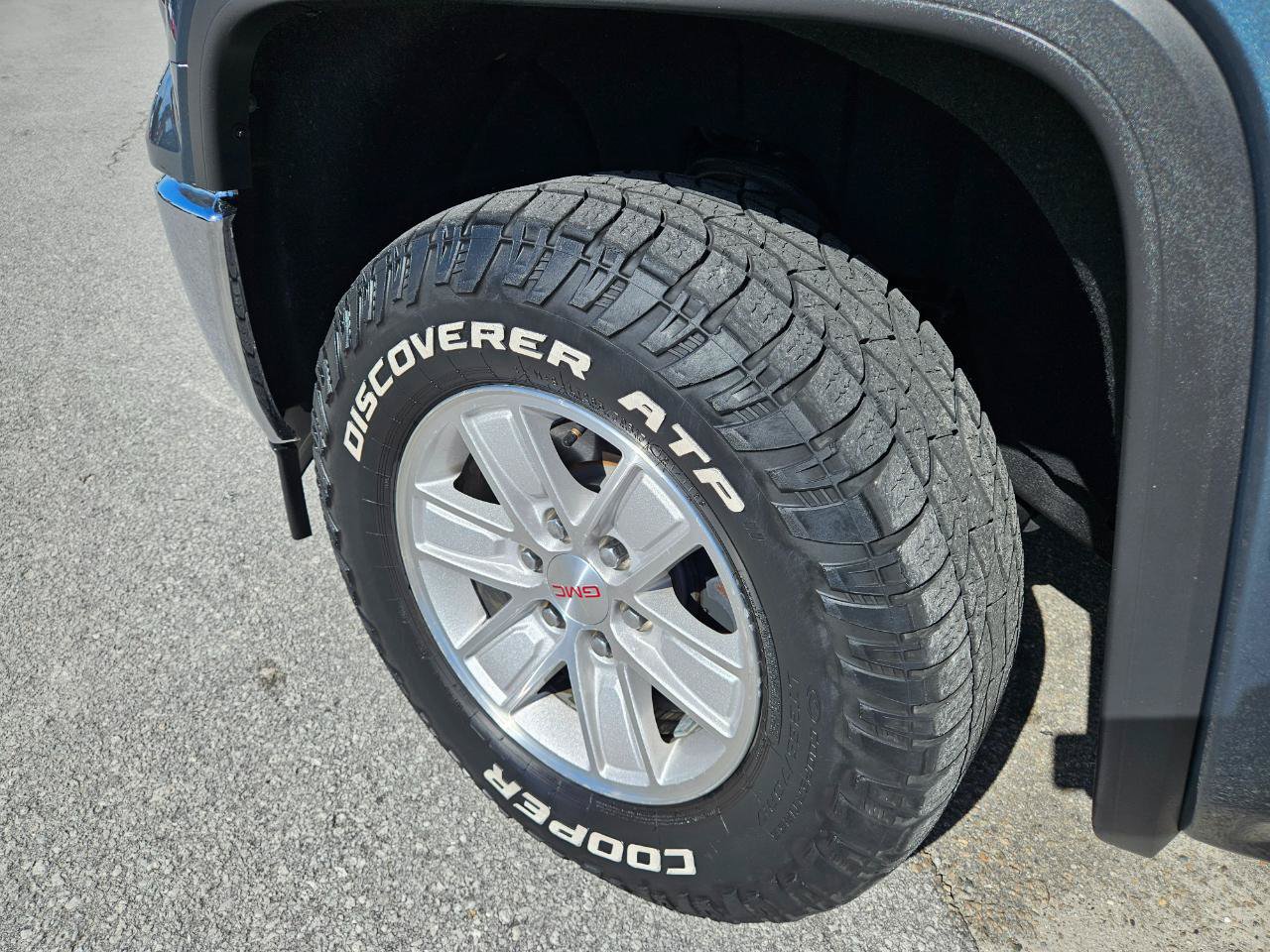 Used 2014 GMC Sierra 1500 SLE w/ SLE Value Package AWD/4WD image 10