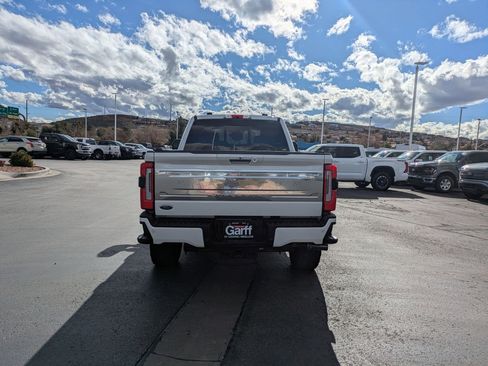 Used 2024 Ford F350 Platinum w/ FX4 Off-Road Package image 5