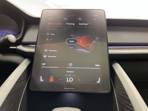 Used 2021 Polestar Polestar 2 image 15