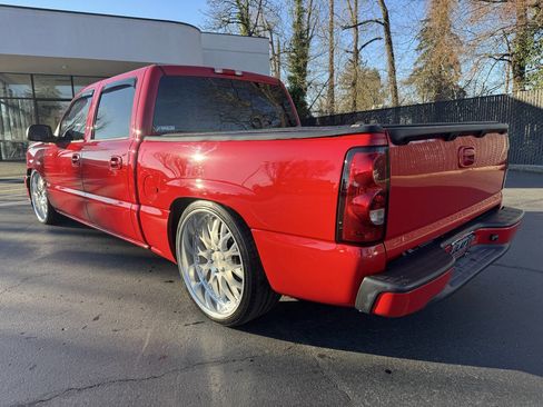 Used 2006 Chevrolet Silverado 1500 LT w/ Light Duty Power Package image 3