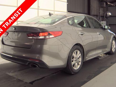 Used 2016 Kia Optima LX w/ LX Convenience Package FWD image 5