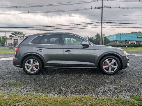 Used 2018 Audi SQ5 Premium Plus AWD/4WD image 4