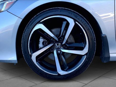 Used 2022 Honda Accord Sport image 10