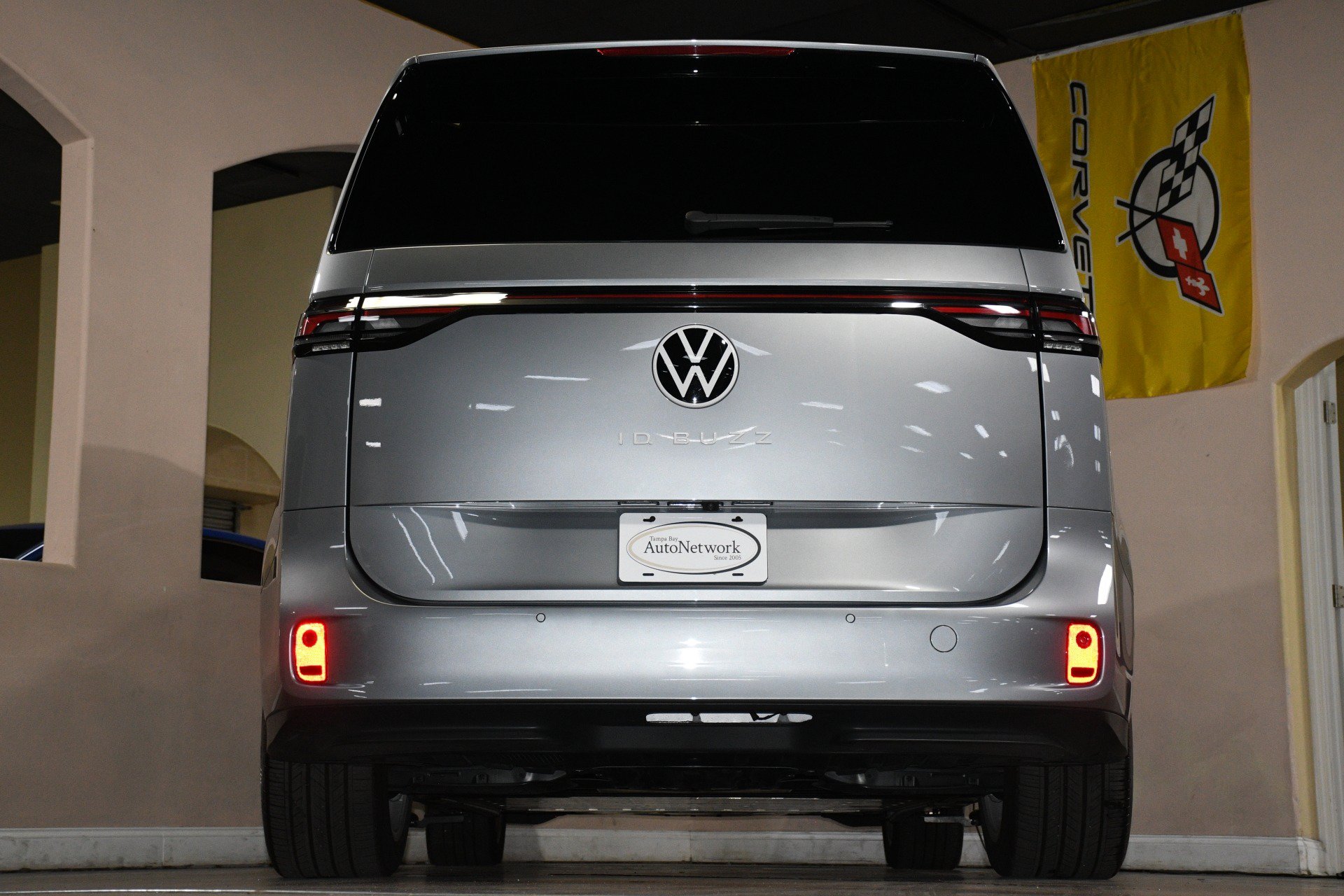 Used 2025 Volkswagen ID. Buzz Pro S RWD image 82