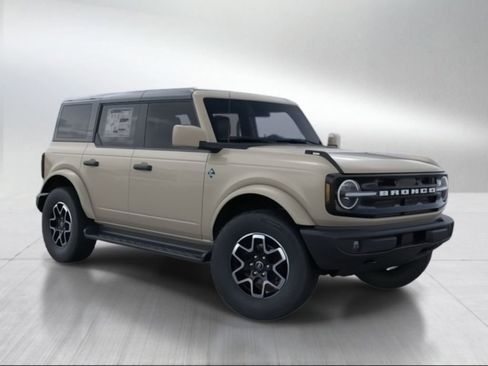 New 2026 Ford Bronco Outer Banks image 7