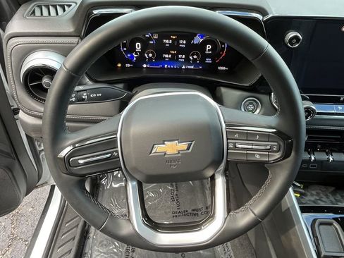 Certified 2024 Chevrolet Colorado LT image 12