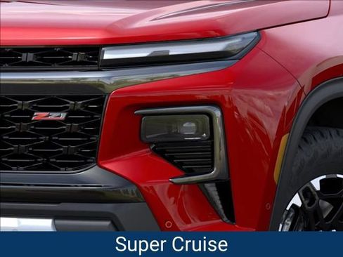 New 2027 Chevrolet Traverse Z71 w/ Enhanced Driving Package AWD/4WD image 11