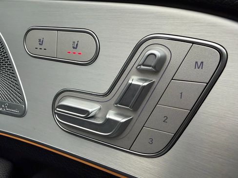 Used 2020 Mercedes-Benz GLS 450 4MATIC image 76