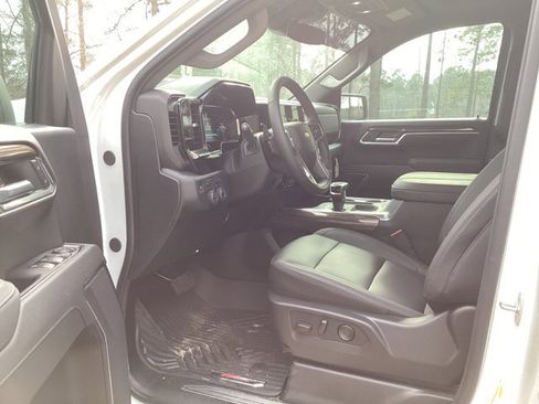 New 2026 Chevrolet Silverado 1500 LT image 9