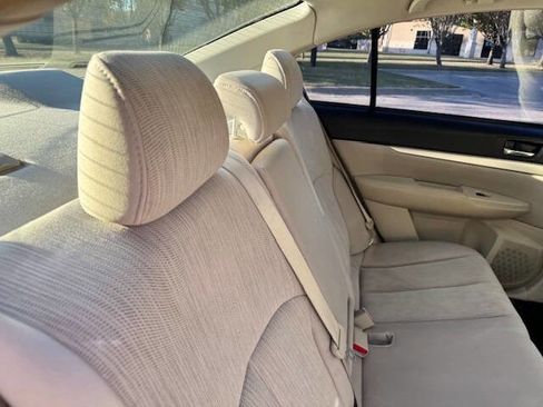 Used 2013 Subaru Legacy 2.5i Premium image 21