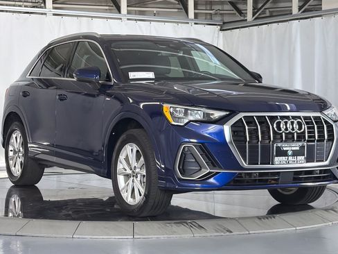 Used 2022 Audi Q3 2.0T Premium AWD/4WD image 7