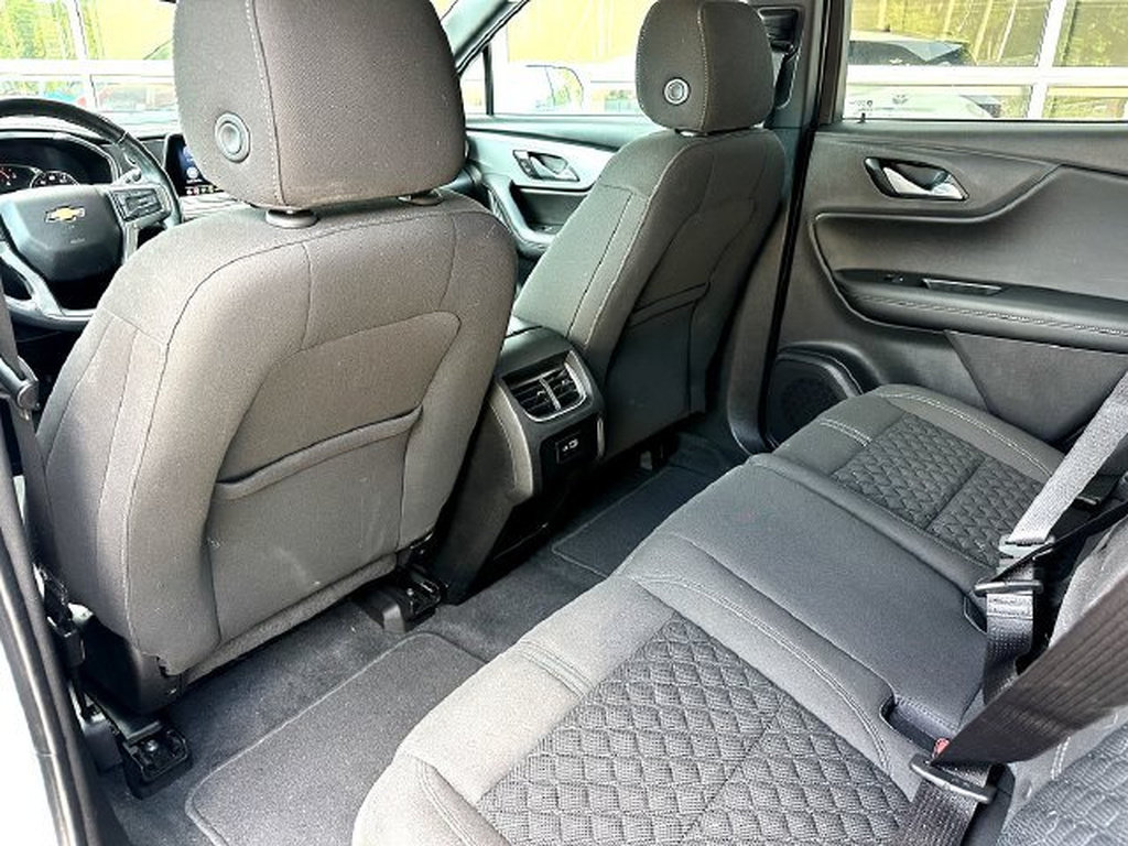 Used 2019 Chevrolet Blazer LT FWD image 19