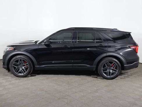 Used 2025 Ford Explorer ST AWD/4WD image 22