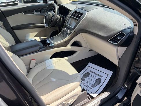 Used 2019 Lincoln Nautilus Reserve AWD/4WD image 27