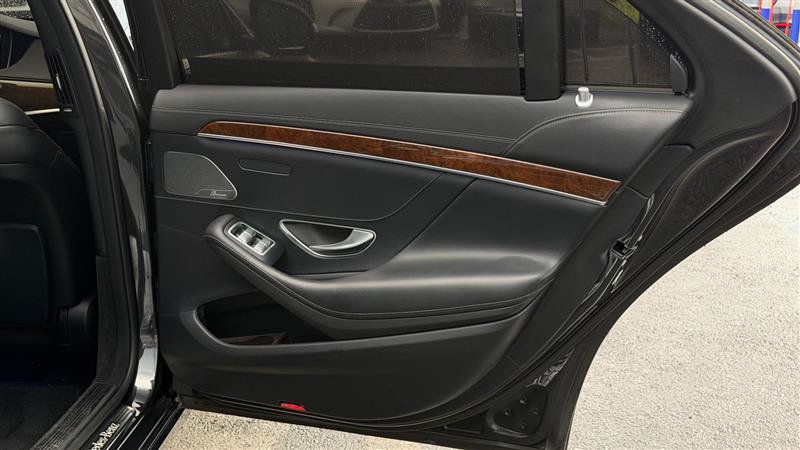 Used 2015 Mercedes-Benz S 550 4MATIC Sedan image 41