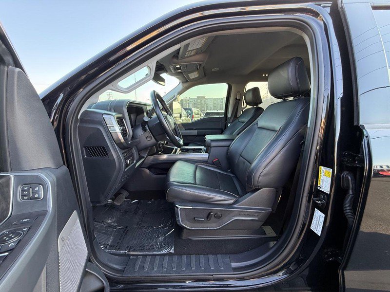 Used 2024 Ford F250 Lariat w/ Lariat Ultimate Package AWD/4WD image 32