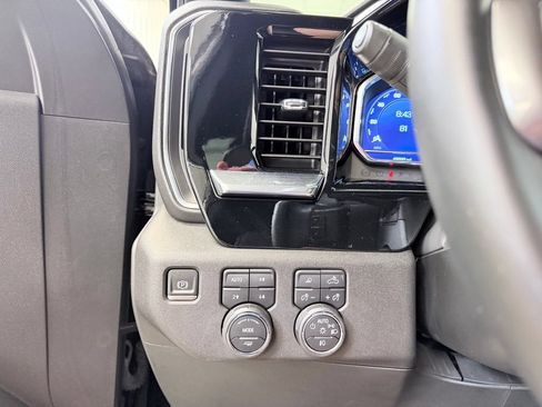 Used 2024 Chevrolet Silverado 1500 High Country w/ High Country Premium Package AWD/4WD image 38