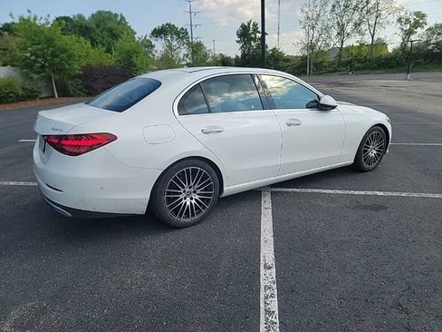 Used 2022 Mercedes-Benz C 300 4MATIC Sedan image 4