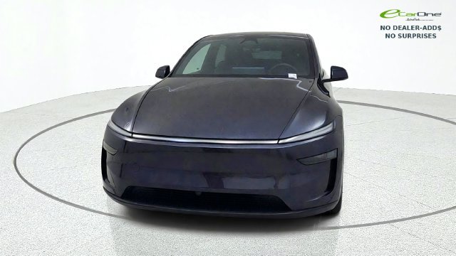 Used 2026 Tesla Model Y AWD image 2
