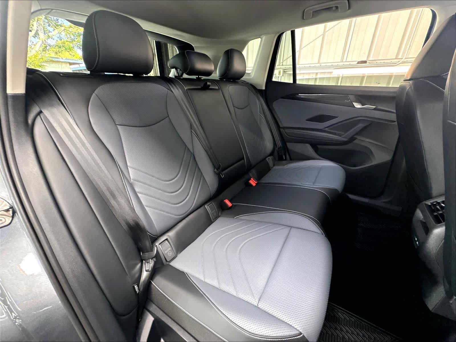 New 2026 Volkswagen Tiguan SE AWD/4WD image 10