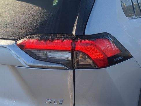 Used 2024 Toyota RAV4 XLE image 10