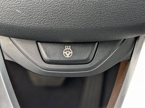 Used 2023 BMW i4 eDrive40 RWD image 16