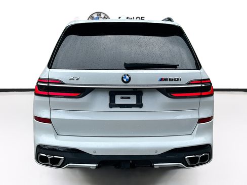 Certified 2025 BMW X7 M60i AWD/4WD image 6