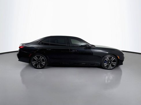 New 2026 BMW 750e xDrive w/ Executive Package AWD/4WD image 4
