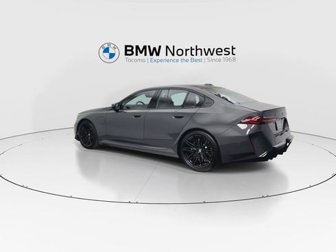 New 2027 BMW M5 w/ Executive Package AWD/4WD image 11