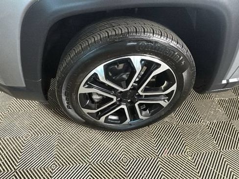 Used 2024 Jeep Compass Limited AWD/4WD image 9