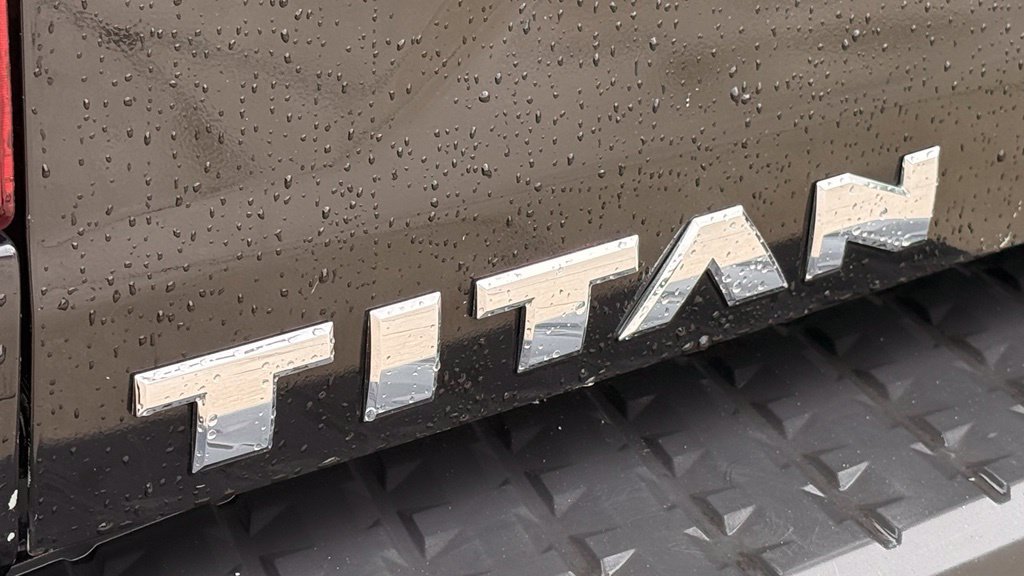Used 2017 Nissan Titan SV RWD image 20