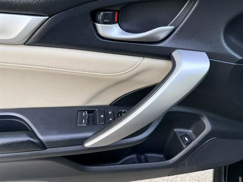 Used 2016 Honda Civic EX-L image 20