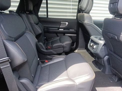 New 2026 Ford Expedition Tremor image 37