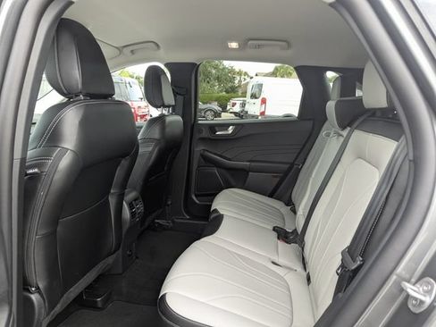 Used 2026 Ford Escape SE w/ PHEV Premium Package FWD image 17