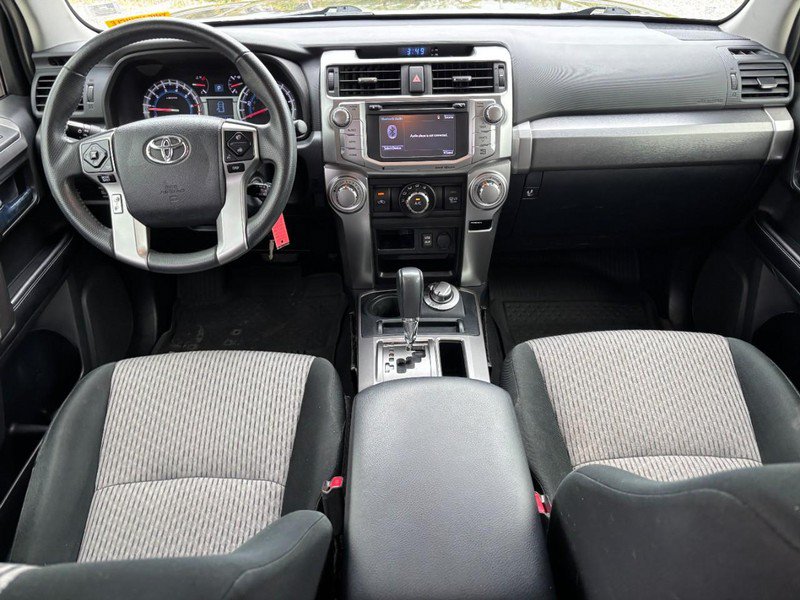 Used 2017 Toyota 4Runner SR5 AWD/4WD image 15