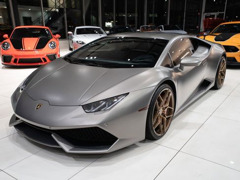 Used 2015 Lamborghini Huracan LP 610-4 AWD/4WD image 32