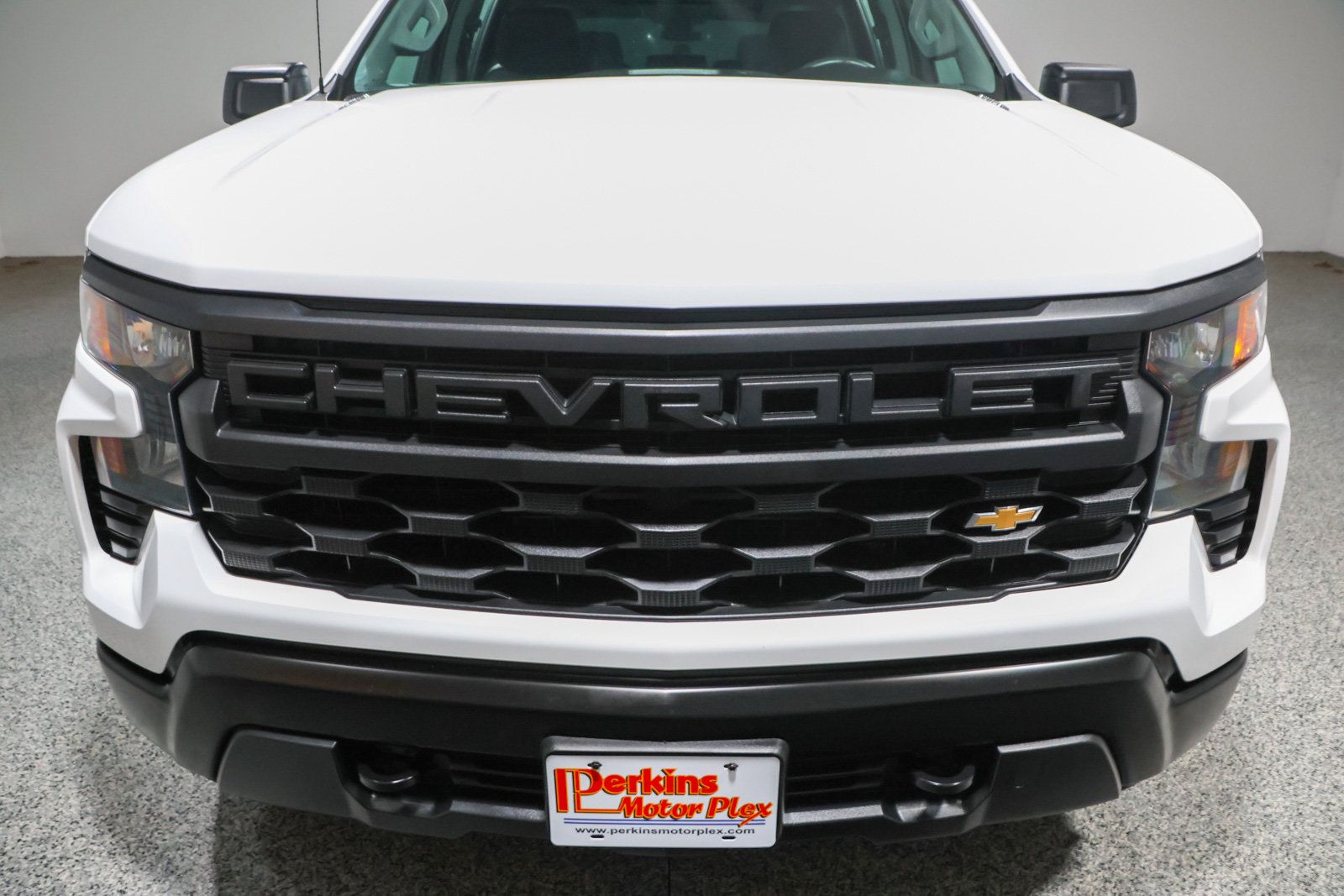 Used 2024 Chevrolet Silverado 1500 W/T w/ Trailering Package AWD/4WD image 4