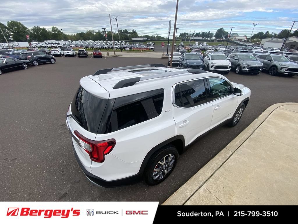 Certified 2023 GMC Acadia SLT w/ Preferred Package FWD image 24