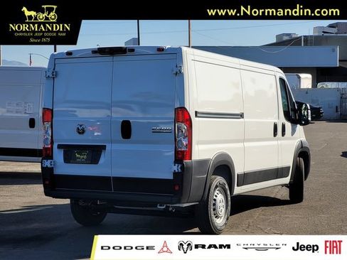New 2026 RAM ProMaster 2500 w/ Convenience Group FWD image 4